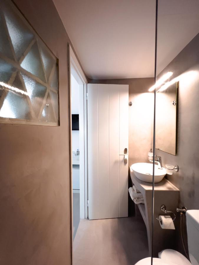 Aggelikoula Rooms Тинос Екстериор снимка